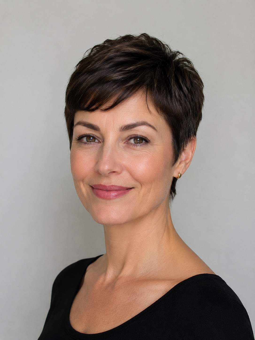 low maintenance pixie cut hairstyle