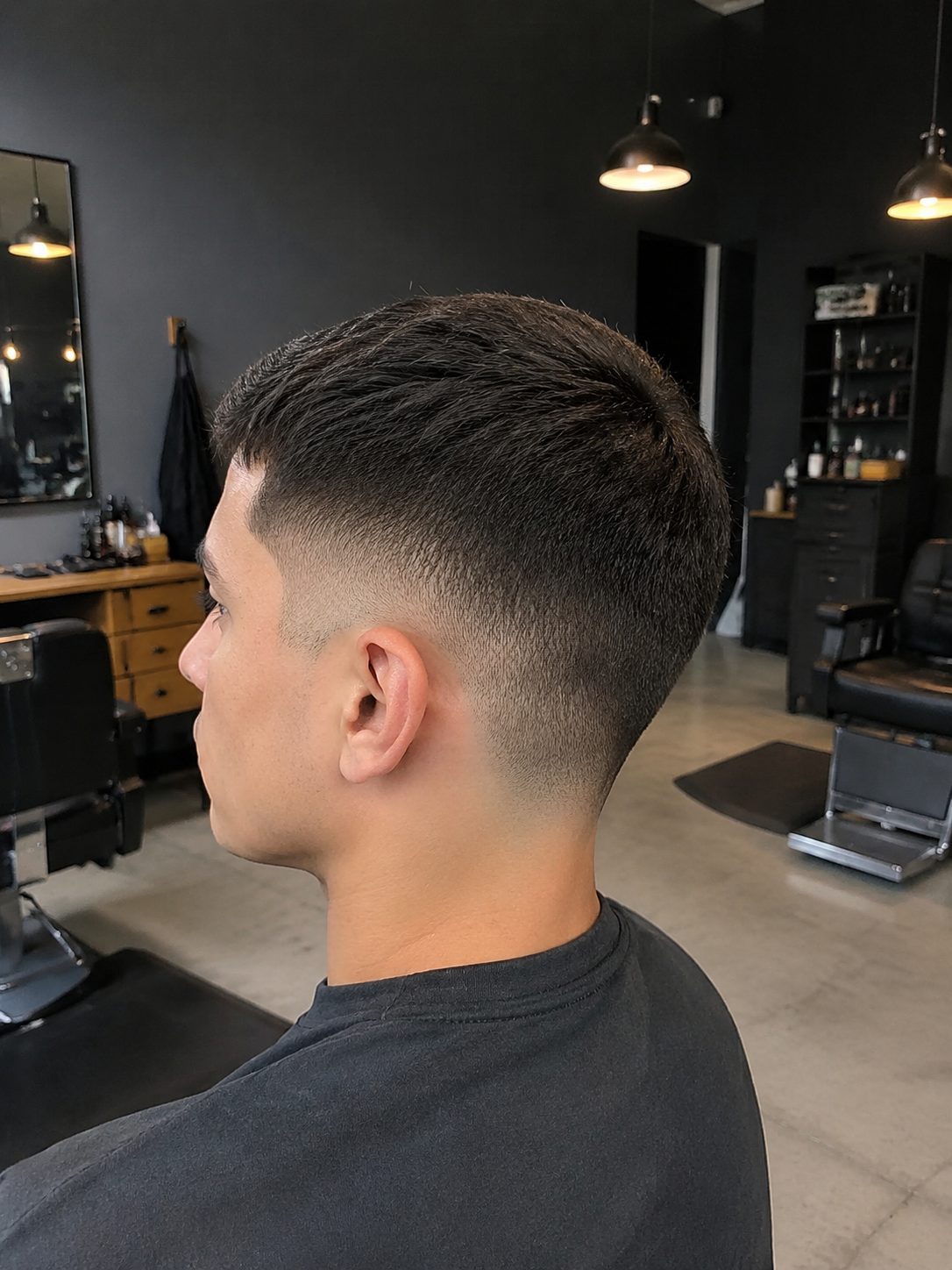 mid fade showing fade height around the middle of the sides